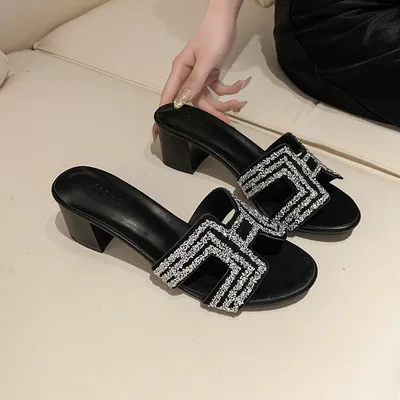 SUMMER NEW CASUAL AND COMFORTABLE SLIPPERS FOR WOMEN