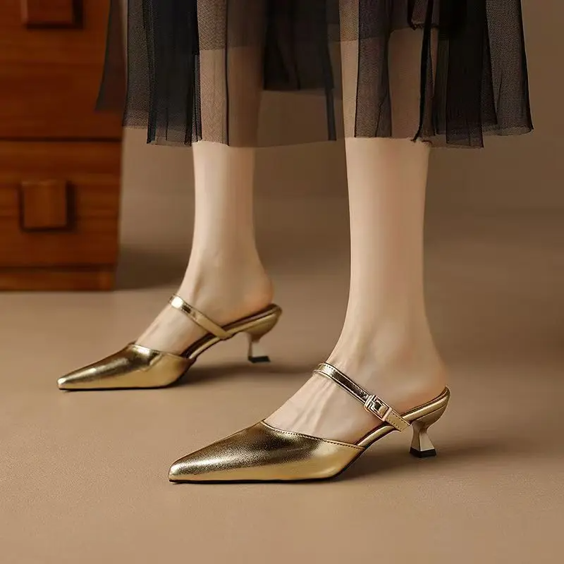THICK HEEL MEDIUM PENCIL HEEL