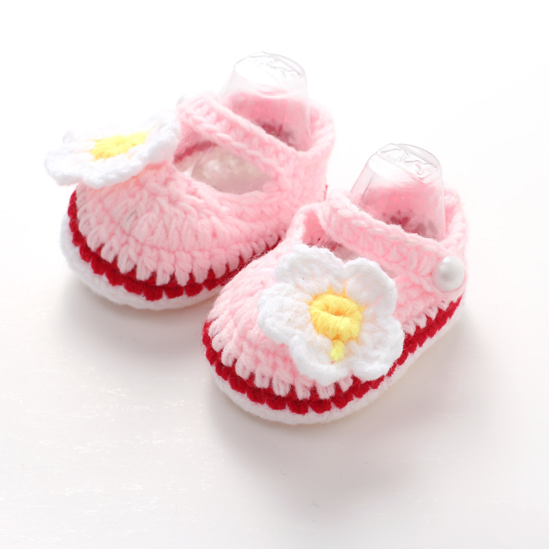 Handmade Crochet Flower Baby Booties – Soft Knitted Newborn Shoes (Pink)