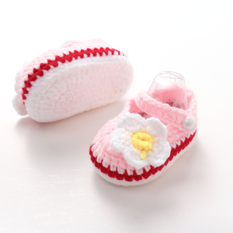 Handmade Crochet Flower Baby Booties – Soft Knitted Newborn Shoes (Pink)