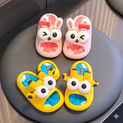 Kids' 3D Giraffe Cartoon Slides – Lightweight EVA Non-Slip Summer Sandal Clogs