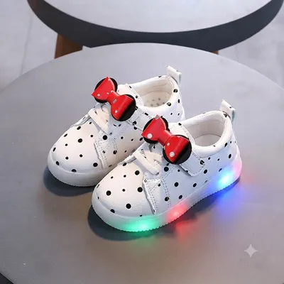 Girls’ Polka Dot Bow LED Light-Up Sneakers – White