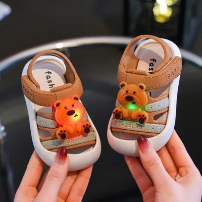 Cute Bear LED Light-Up Baby Sandals