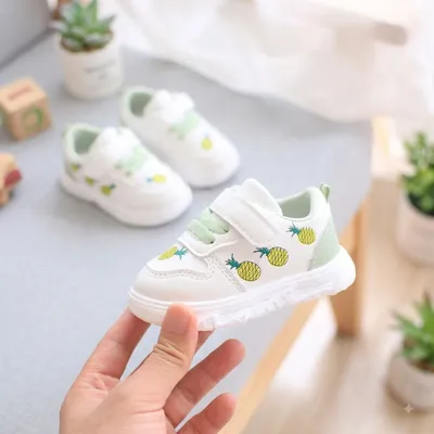 Little Fruity Steps – Kids Strawberry