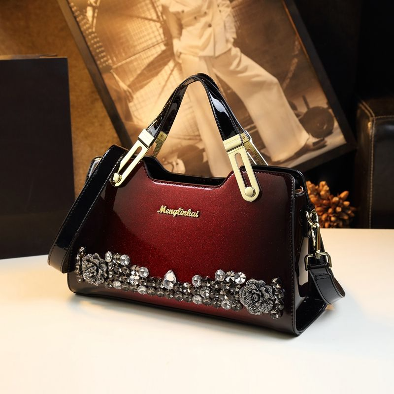 Simple Fashion Women's Handbag