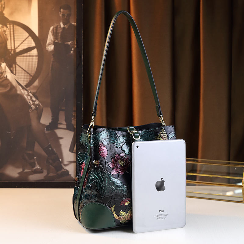 Customize Blue Handmade PU Zipper Bag