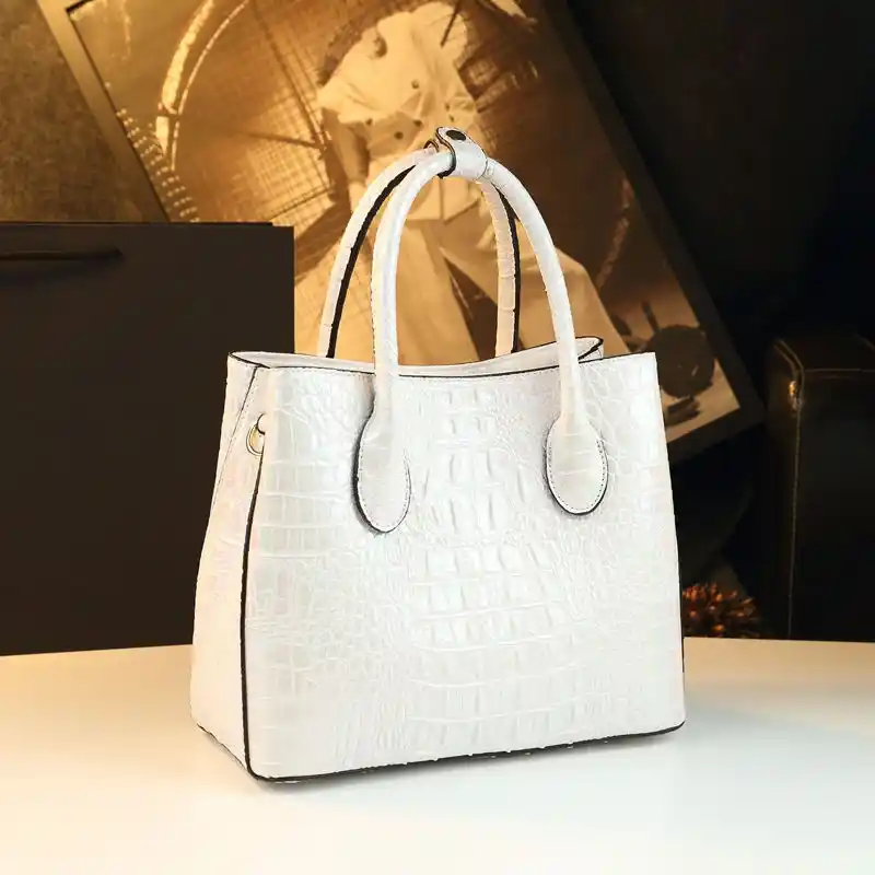 New crocodile Pattern Crossbody Bag