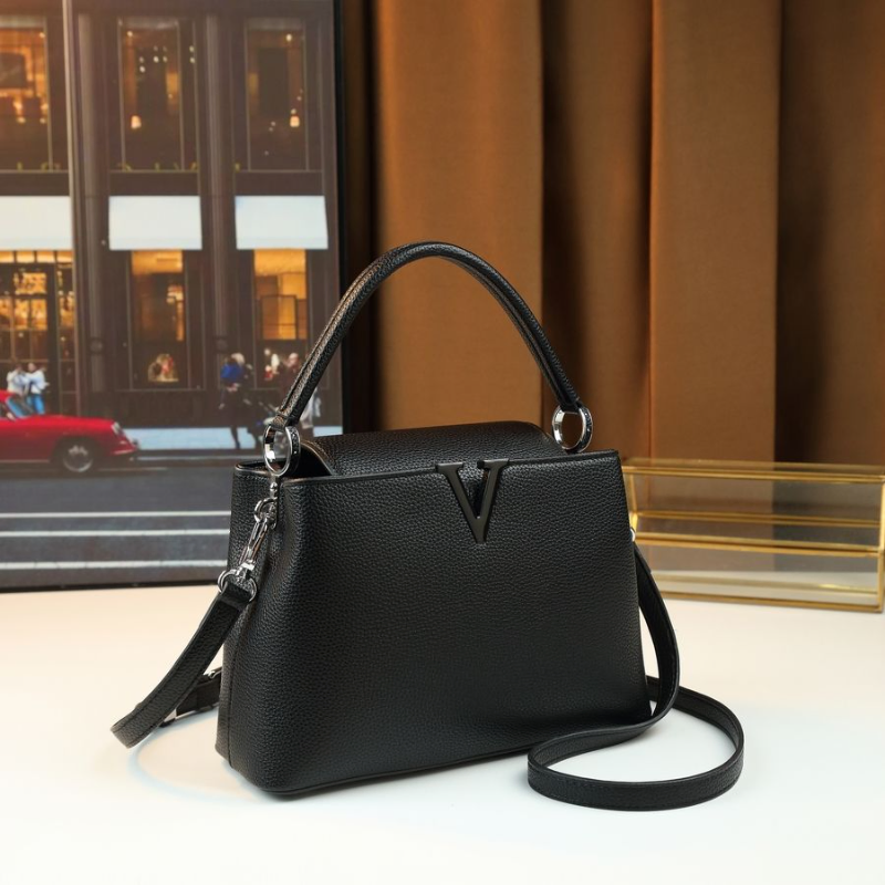  Niche Simple V Women's Handbag