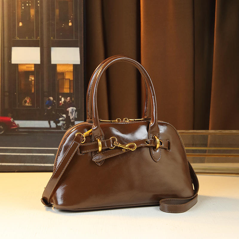 Light Luxury Retro Women's Handheld