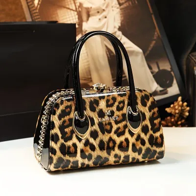 Women's Elegant Vintage Style Handbag 