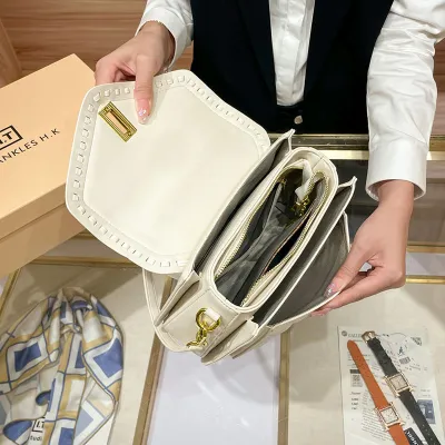  Loumixer New Ladies Handbag