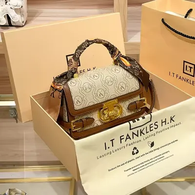  Slanting Durable Square Bag