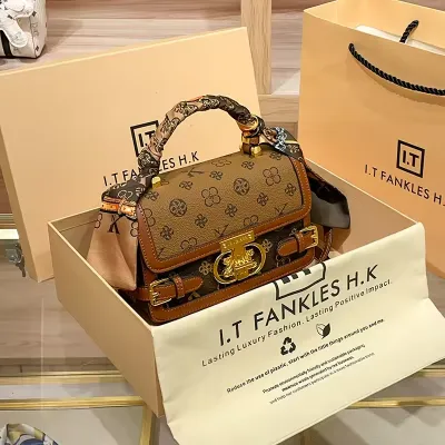  Slanting Durable Square Bag