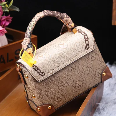 Fashion Design Women Square Should Bag