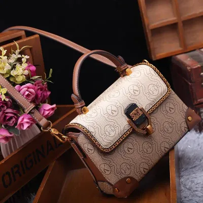 Beautiful Luxury Women's Handbag 