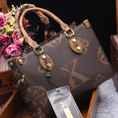 Luxury Women's Shoulder Tote Trending