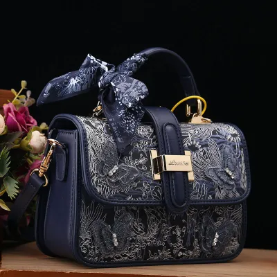  Women's Purses Zipper Closure Handbags