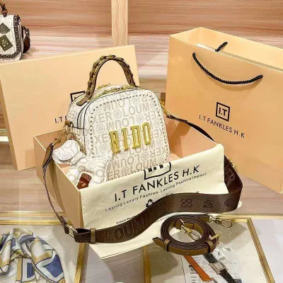  Fashion PVC Cross-Body Bag for Women 