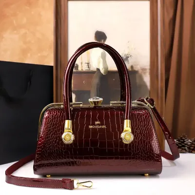  Retro Fashion Rhinestone High-end Texture Single-shoulder Crossbody Bag