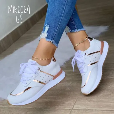 Lightweight PU Walking Style Sneakers