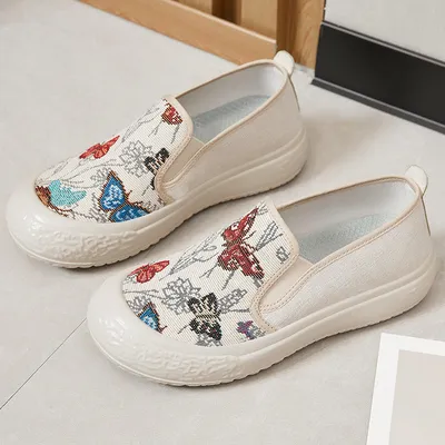  Casual Women's Canvas Shoes