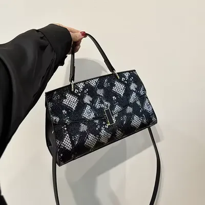  Woman Handbag PU Leather Pure Color