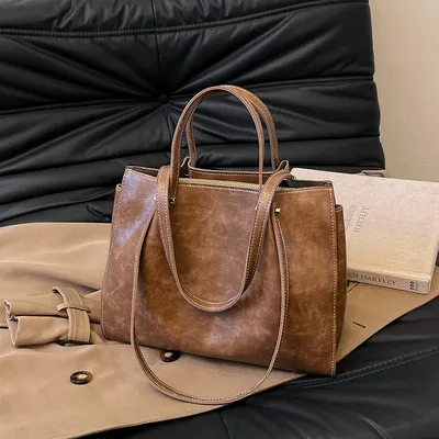Large Capacity Exquisite Shoulder Bag
