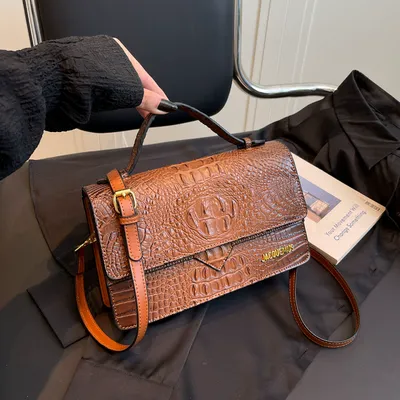 Fashion Square Shape Design Hand Bags