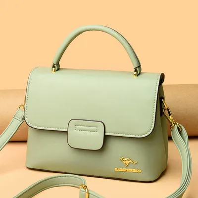  Square Design Shoulder Bags