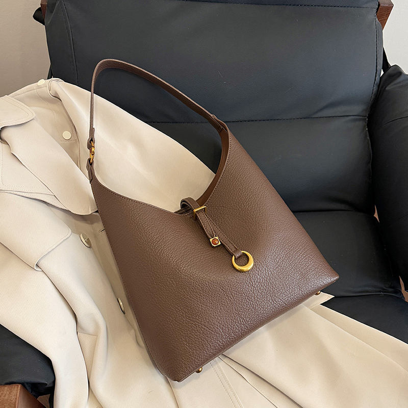  Daily Use handBags for Women
