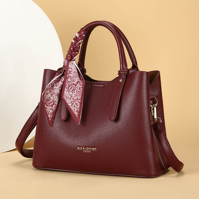 Luxury Elegant Ladies' Crossbody Bags