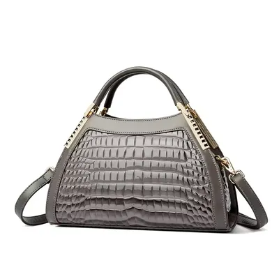  Fashionable Leopard Print Patent Bag
