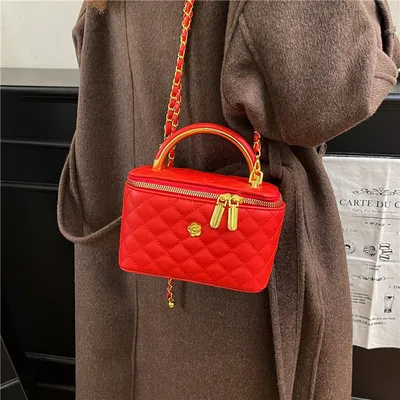 Diamond Grid Chain Ladies Shoulder Bag