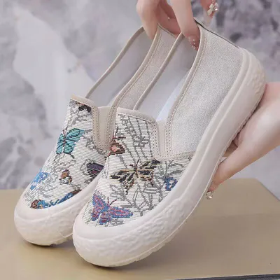  Women's Casual Sports Shoes