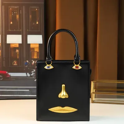 Super Trendy Niche Art Handbag 