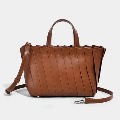Fashionable and Versatile Women's Handbag