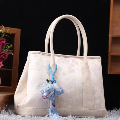 Women Stylish and Elegant bag