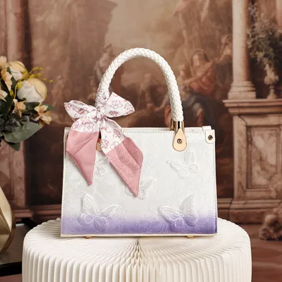 Elegant Women's Handbag