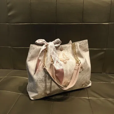 Classic Women's Satchel Handbag