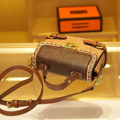 Trendy Women's Handbag