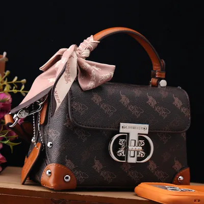 Trendy Crossbody Bag