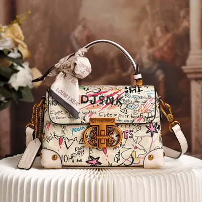 Classic Pearl Fashion Bag