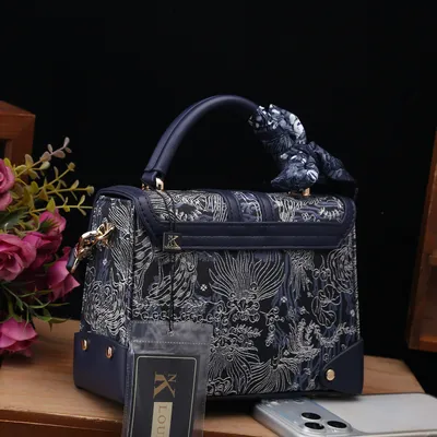 Soft Bloom Carry Bag