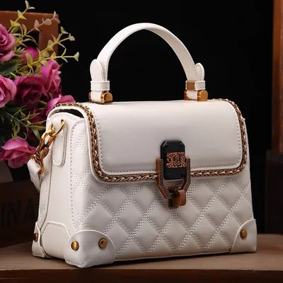 Modern Pearl Shoulder Bag
