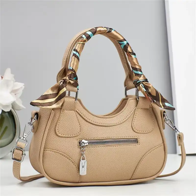 Signature Large Capacity Shoulder Bag