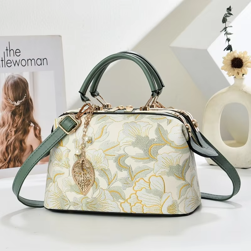 Embroi Chain Shoulder Bag