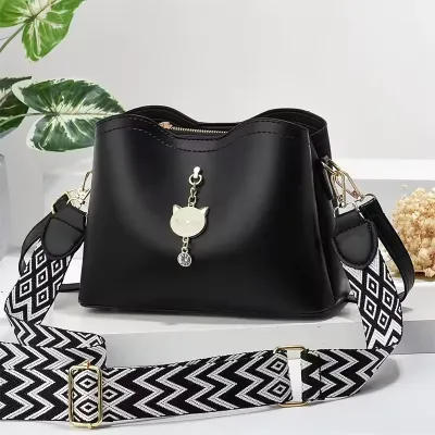 Savriona Grand Fashion Shoulder Handbag