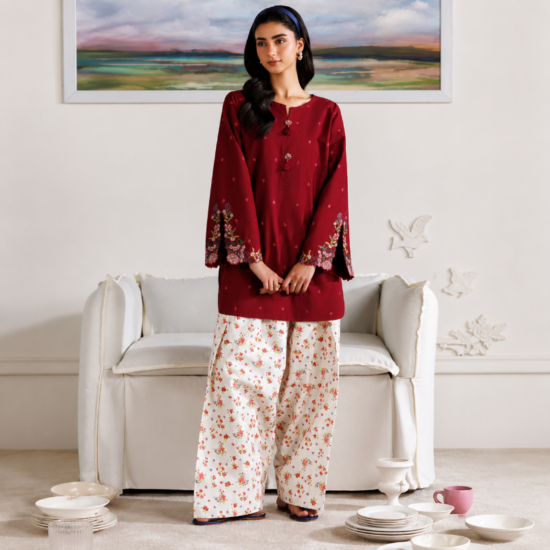 IZNIK 2 PIECE , DYED LAWN . SHORT SHIRT. TROUSER: (PRINTED LAWN)