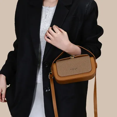 Korean Style Contrast Stitch Fashion Crossbody Handbag | Trendy Textured PU Shoulder Bag 