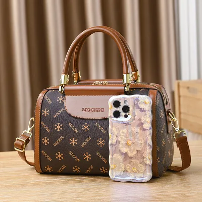 Versatile Trendy Pillow Bag – Premium Quality Women’s Shoulder & Crossbody Bag